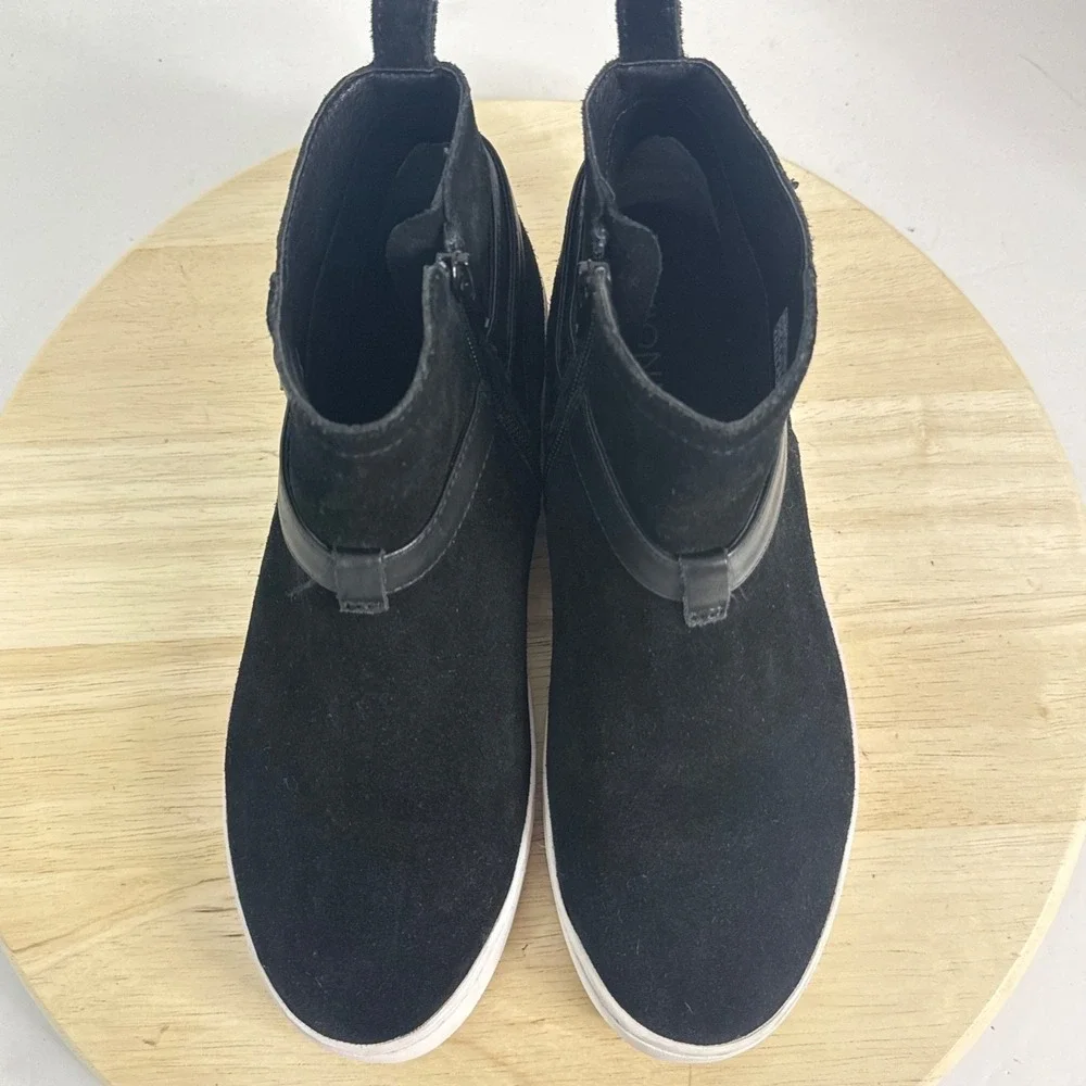 VIONIC Women's Ankle Boots Mitzi Black Suede Sneakers Platform Shoes Size 8.5